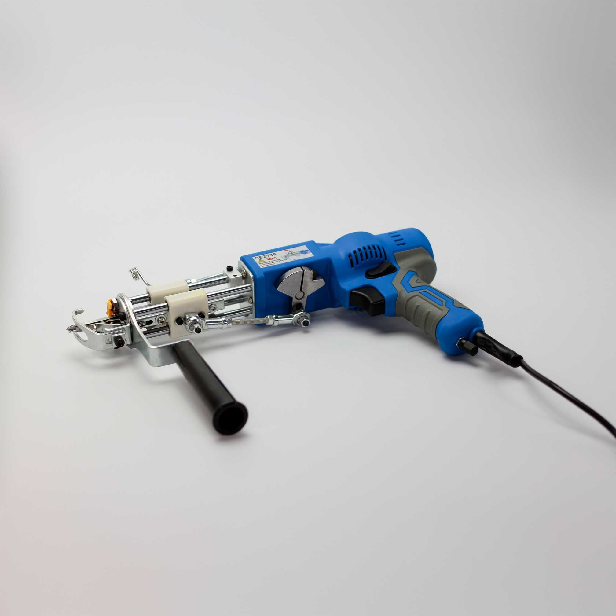 AK-V tufting gun – professional cut pile tufting machine for detailed rug making